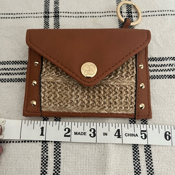 Jessica Simpson Wallet - Picture 4 of 6